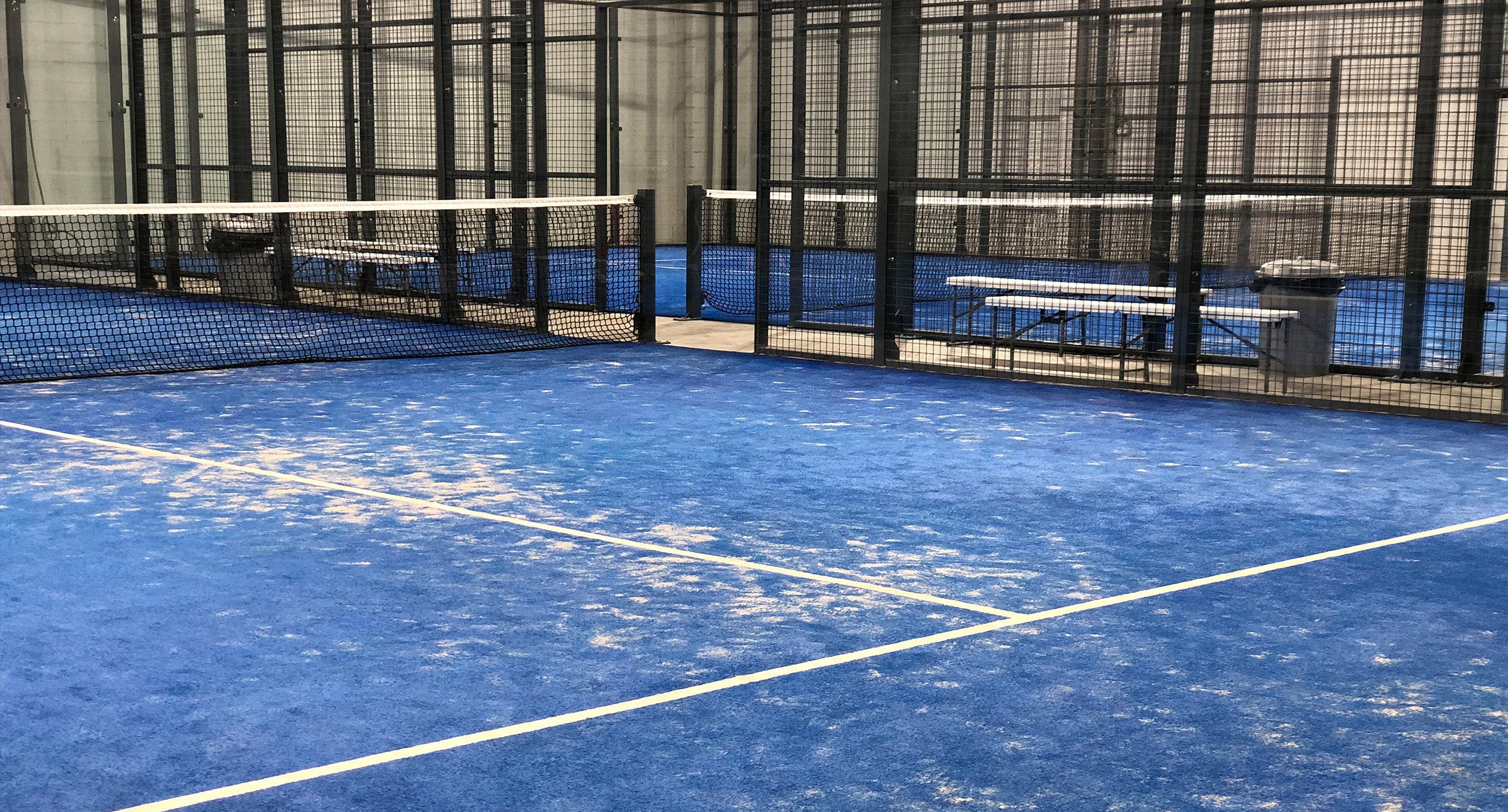 Estudi disseny gràfic especialitzat en pistes de padel